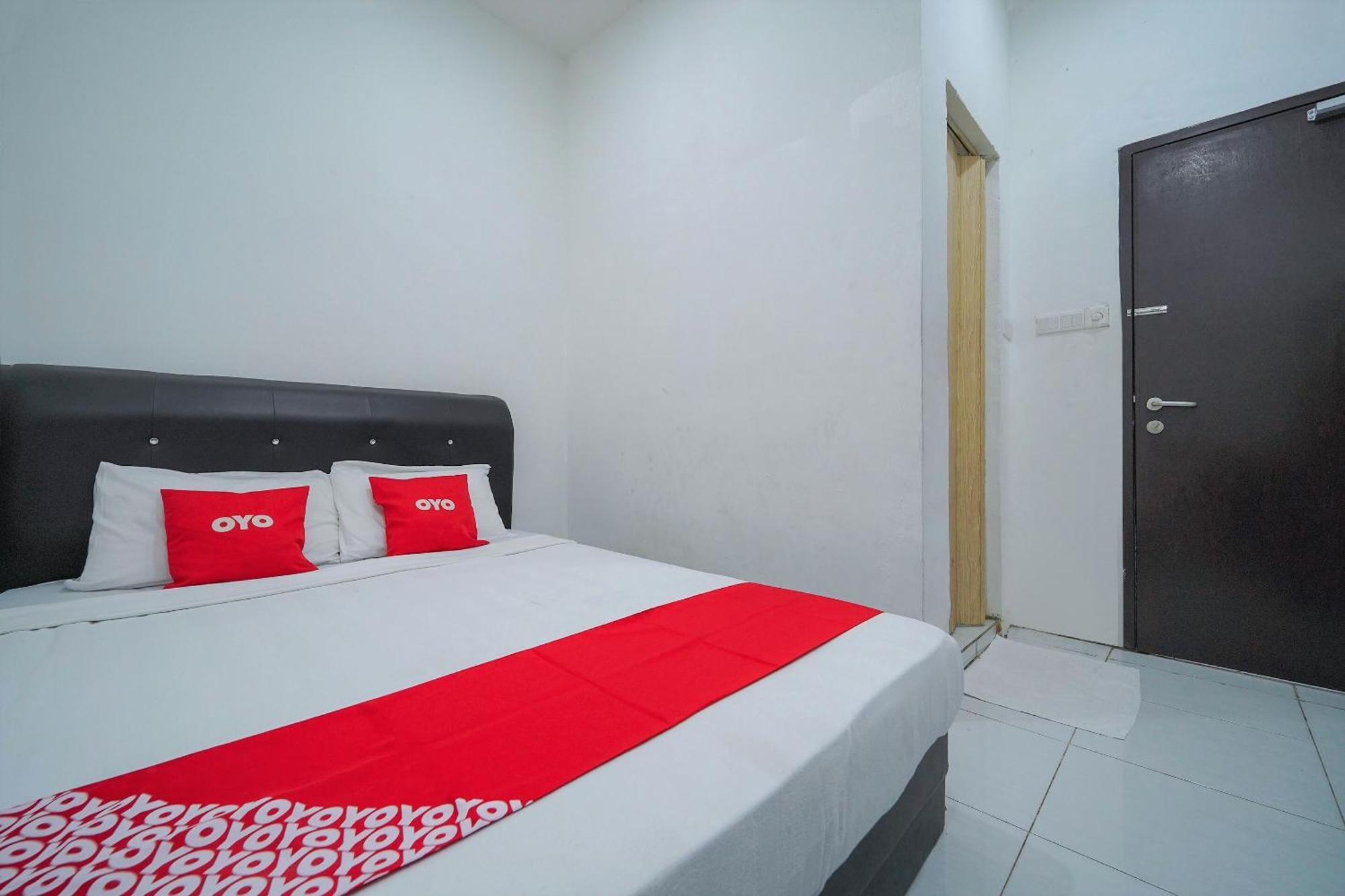 OYO 89820 Sp Berlian Inn Sungai Petani Bagian luar foto