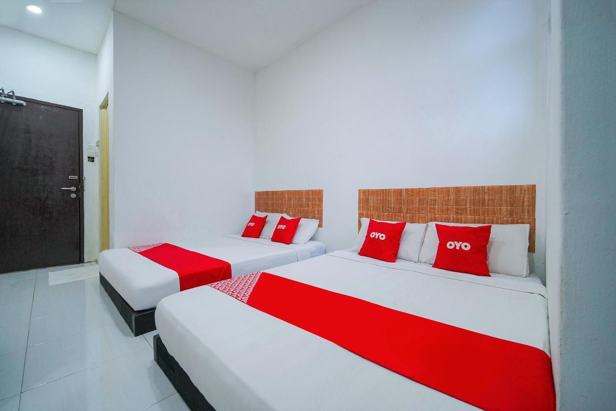 OYO 89820 Sp Berlian Inn Sungai Petani Bagian luar foto