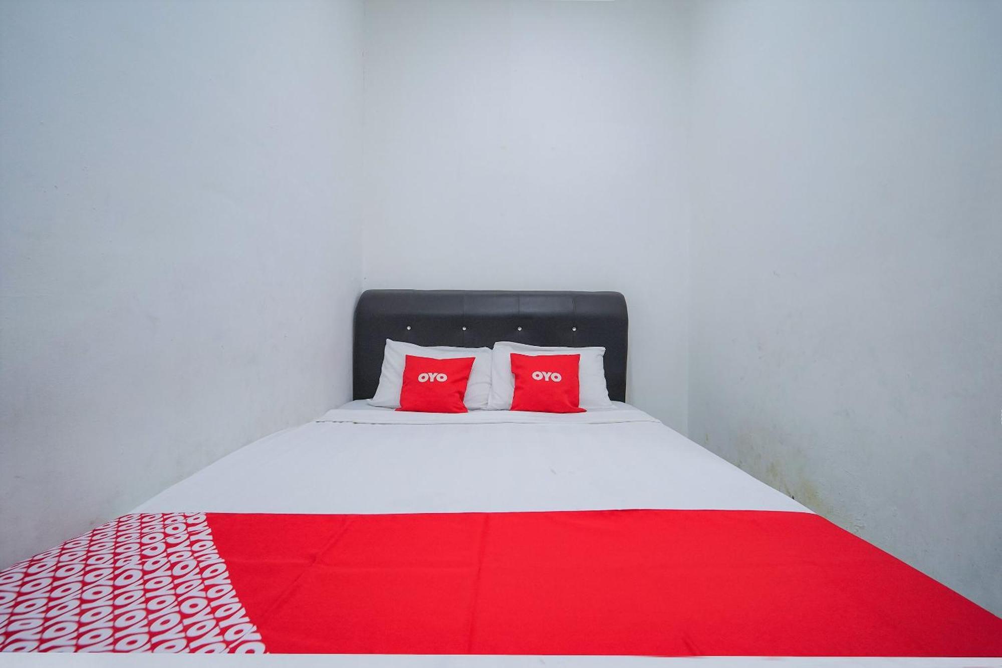 OYO 89820 Sp Berlian Inn Sungai Petani Bagian luar foto